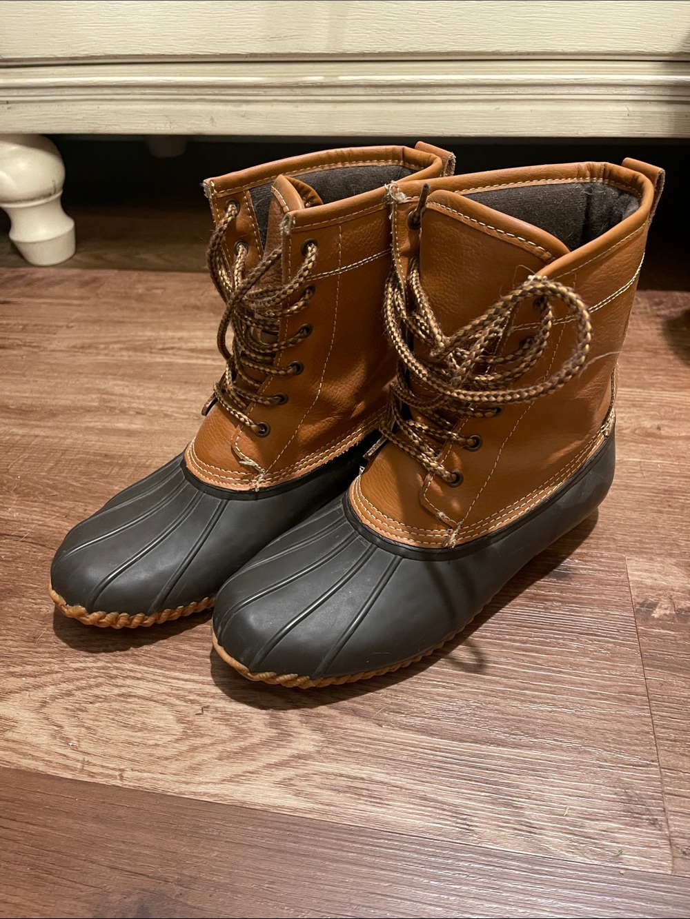 Universal Thread Tan and Black Lace-Up Women's Boots